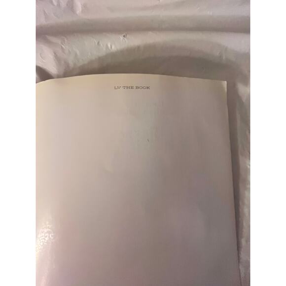 LOUIS VUITTON THE BOOK #1 Catalog Not for Sale Collection Fashion 2014 English - Picture 15 of 16